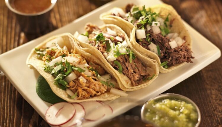 tacos y fajitas