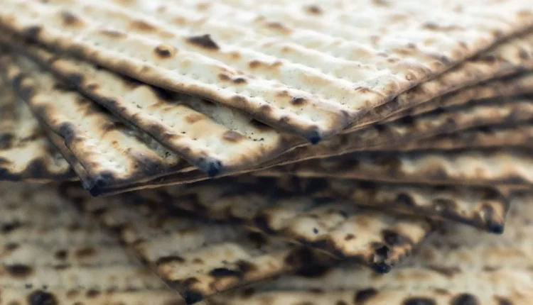 1harlanmatzotheplate220416