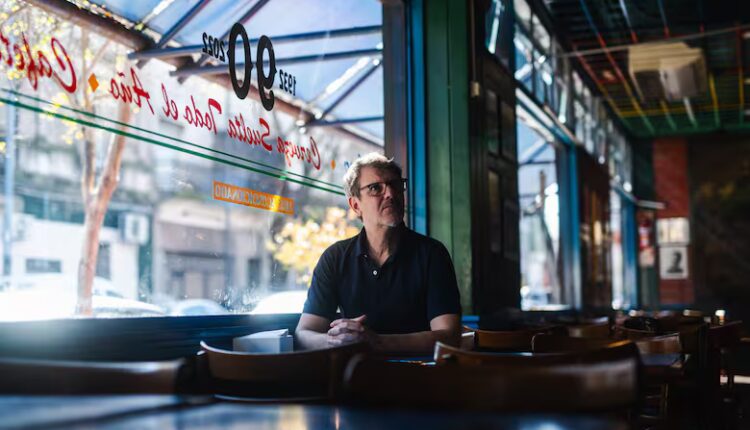 jorge-dagostini-en-una-de-las-mesas-de-CTJYFWXGHNEYJLKH5NQGDNDQX4