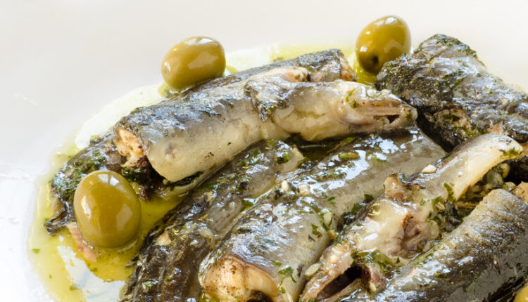 anguila-en-salsa-de-olivas