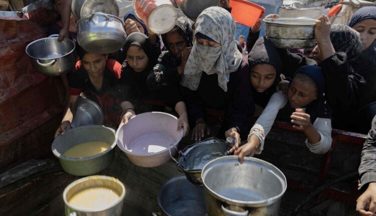 22int-gaza-famine-pbch-threeByTwoLargeAt2X