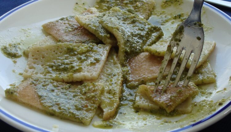 Testaroli-Pesto-Pontremoli-2800